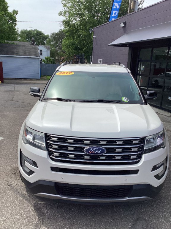 2017 Ford Explorer Image 19