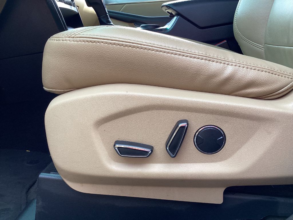 2017 Ford Explorer Image 22