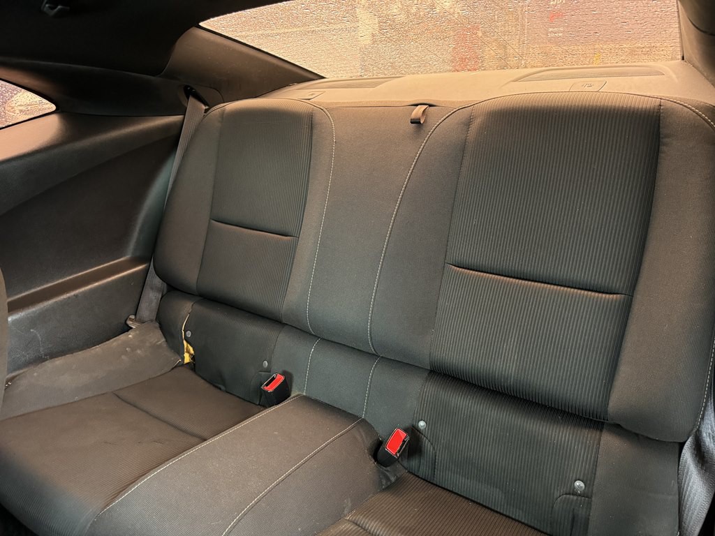 2015 Chevrolet Camaro Image 18