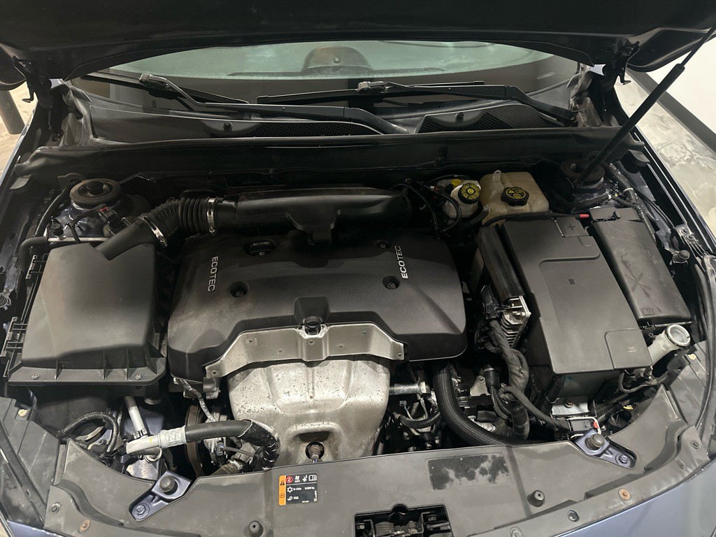 2015 Chevrolet Malibu Image 12