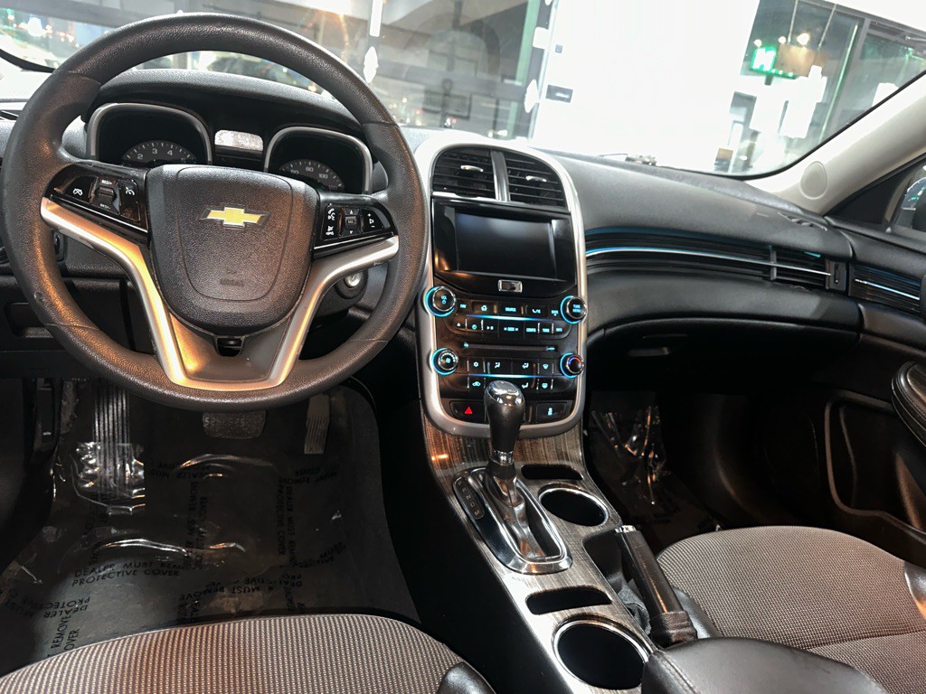 2015 Chevrolet Malibu Image 14