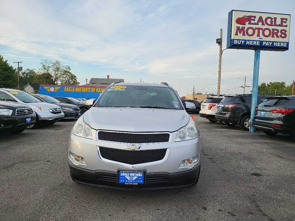 2009 Chevrolet Traverse Image 3