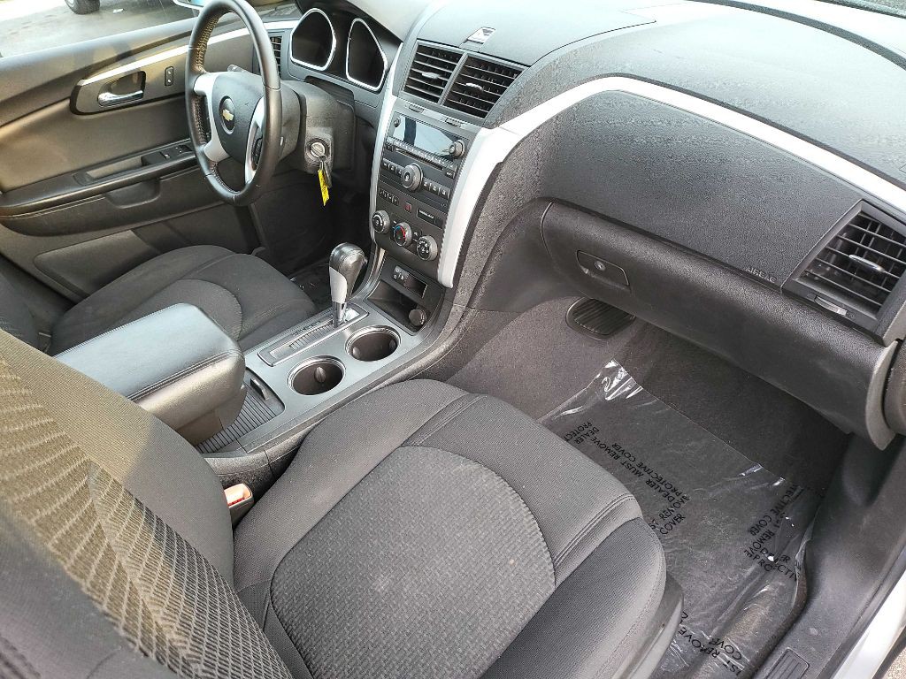 2009 Chevrolet Traverse Image 9