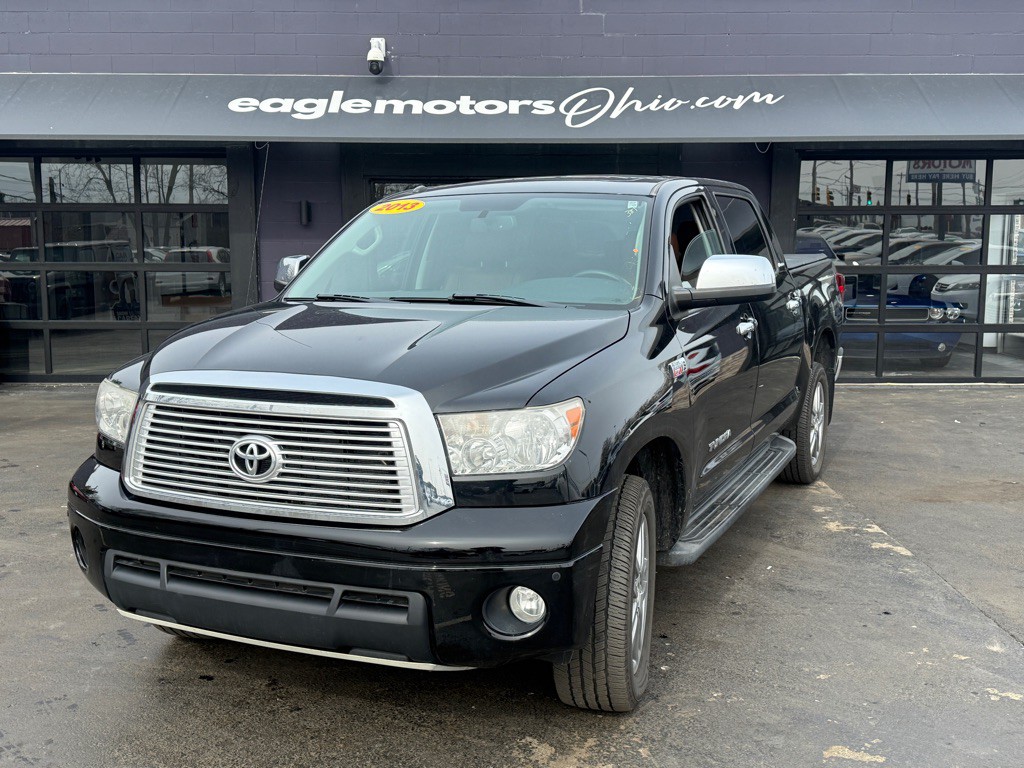 2013 Toyota Tundra Image 1