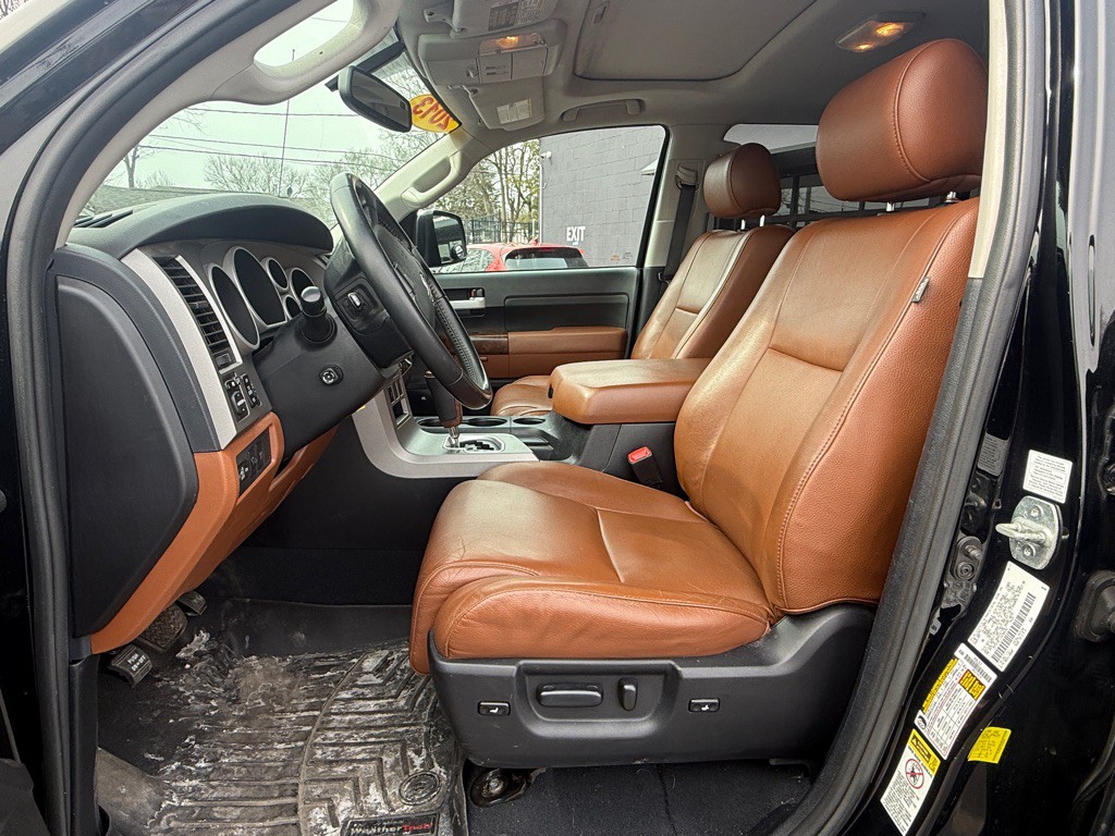 2013 Toyota Tundra Image 2