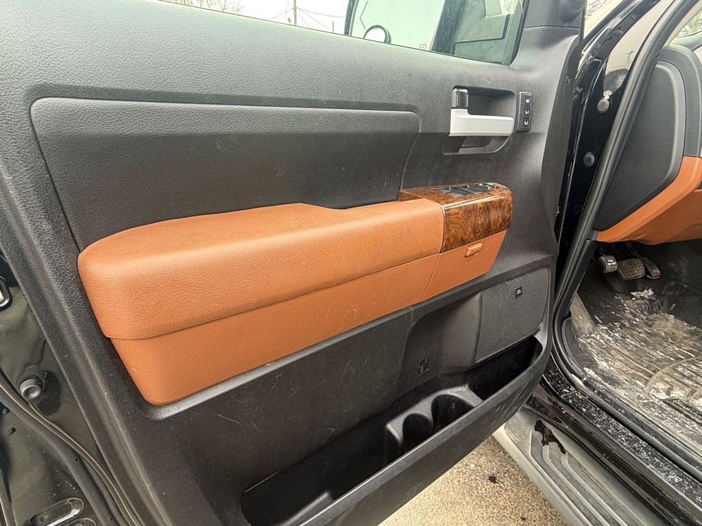 2013 Toyota Tundra Image 5