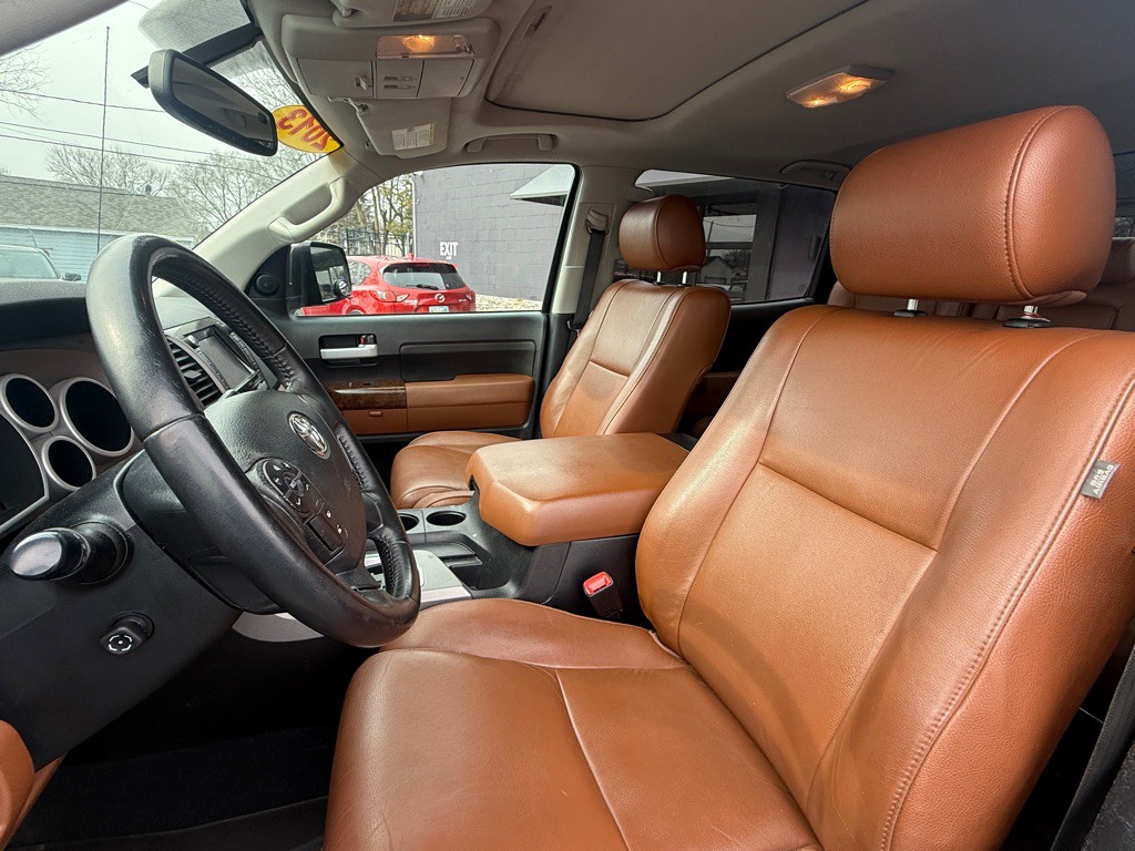 2013 Toyota Tundra Image 10