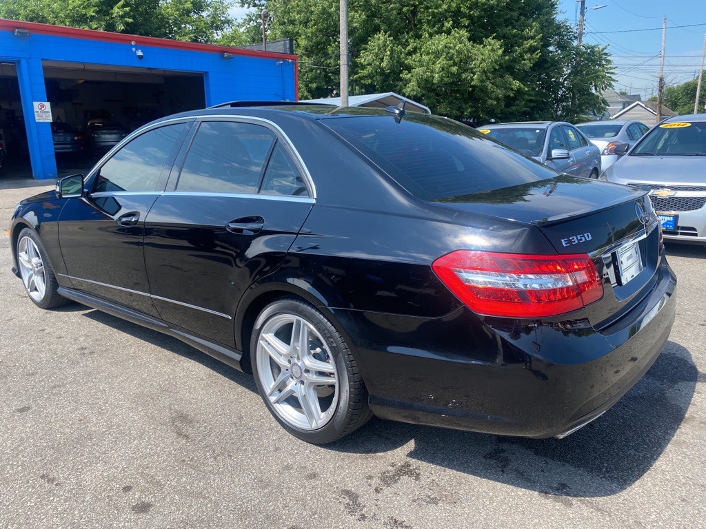 2013 Mercedes-Benz E-Class Image 5