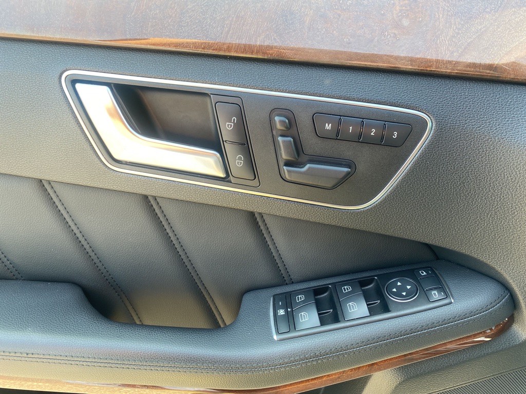 2013 Mercedes-Benz E-Class Image 12