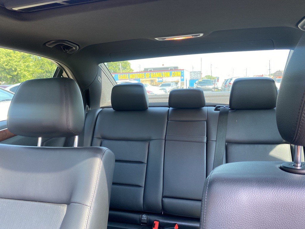 2013 Mercedes-Benz E-Class Image 20