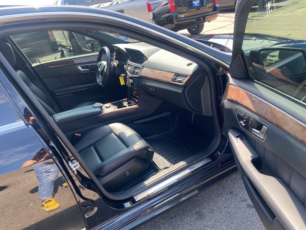 2013 Mercedes-Benz E-Class Image 28