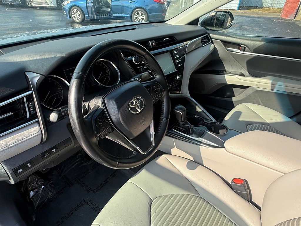 2018 Toyota Camry Image 3