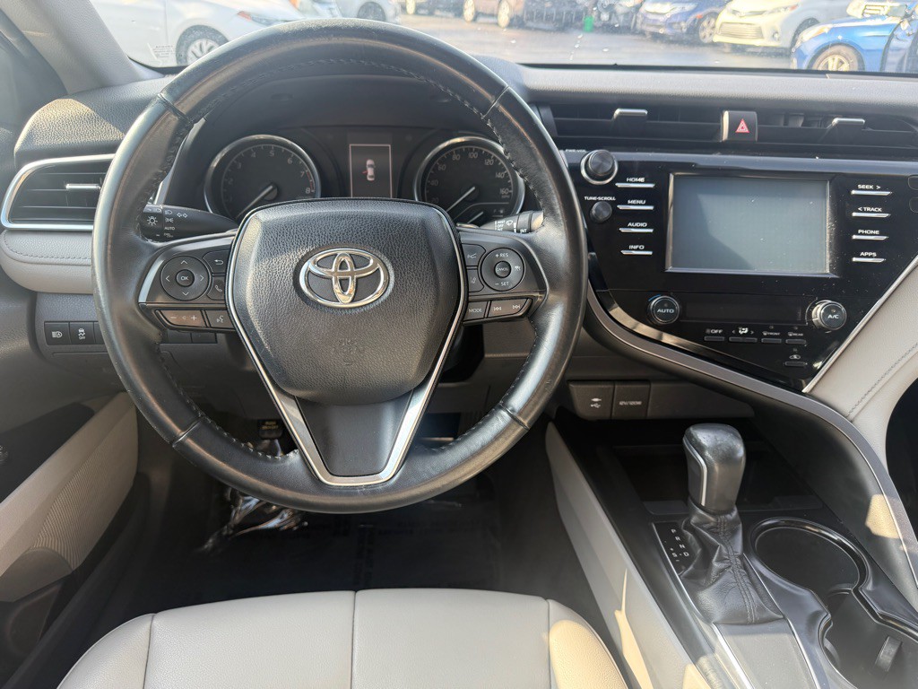 2018 Toyota Camry Image 6