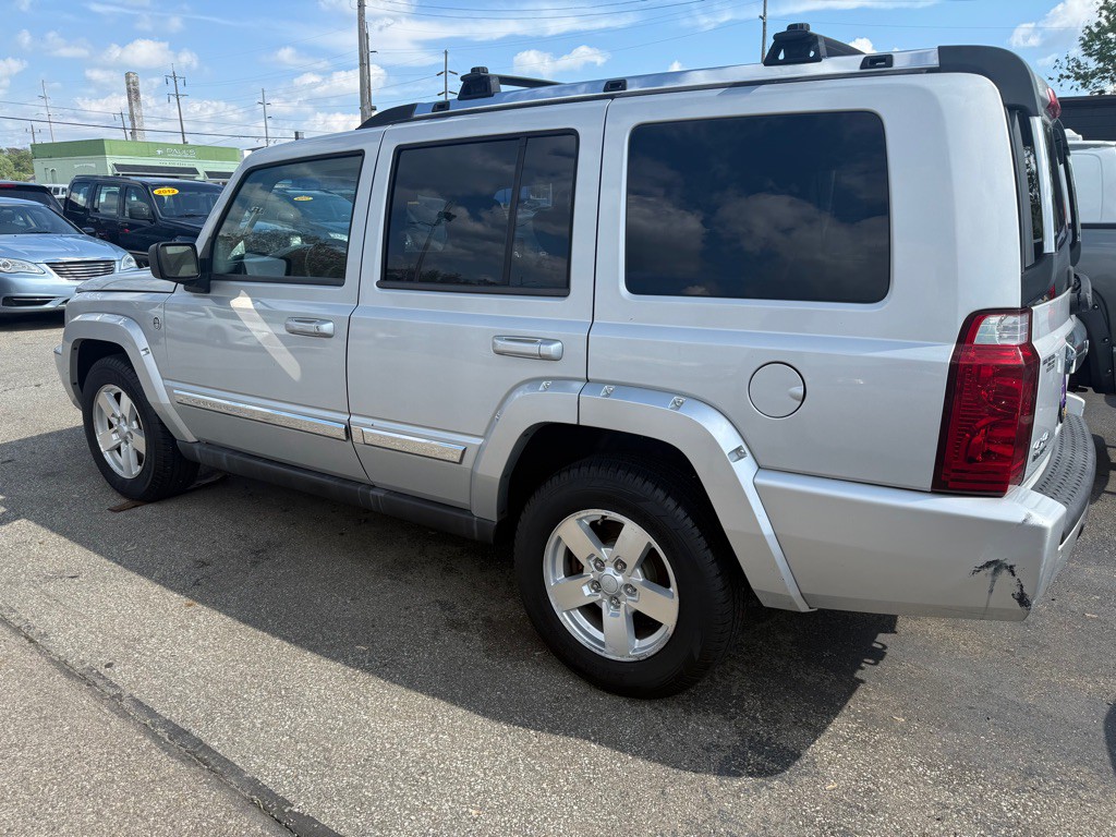 2007 Jeep Commander Image 3