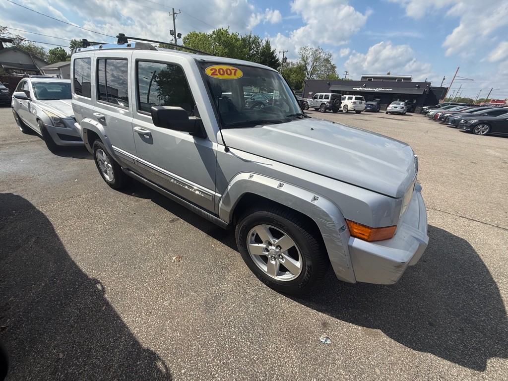 2007 Jeep Commander Image 7