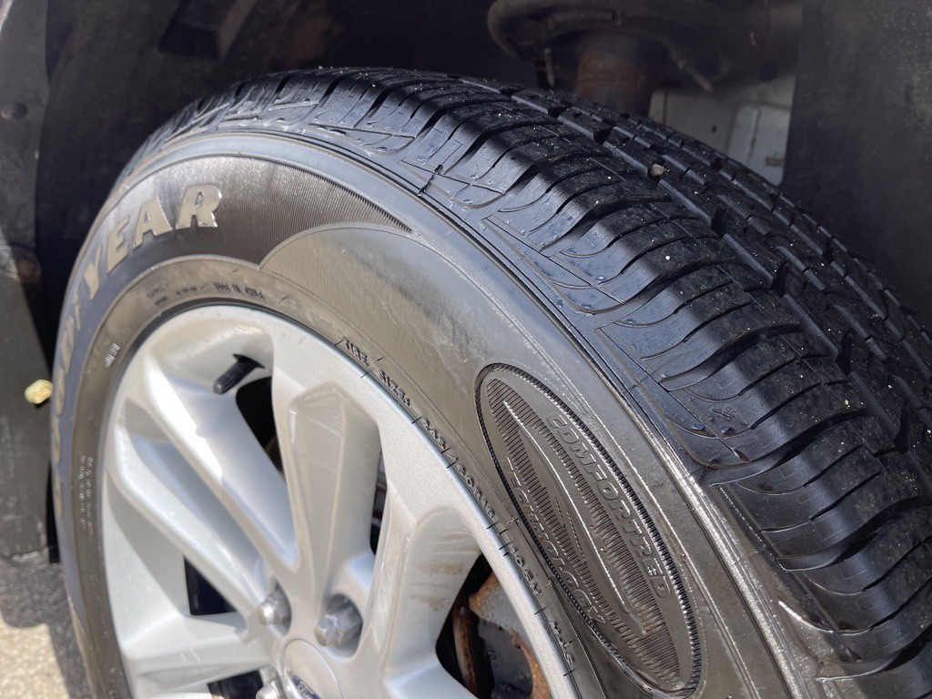 2013 Ford Explorer Image 5