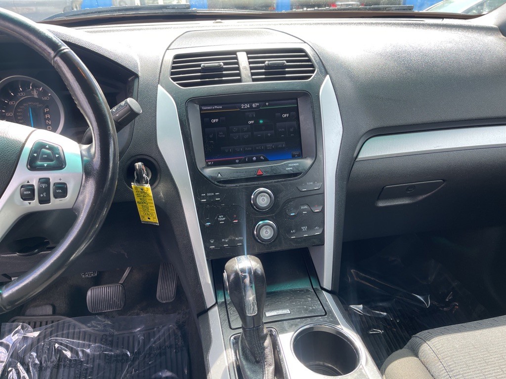 2013 Ford Explorer Image 10