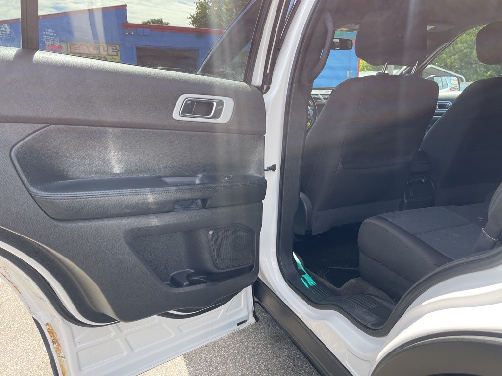 2013 Ford Explorer Image 13