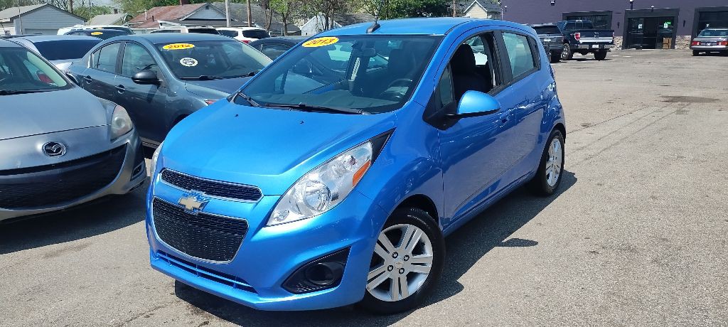 2013 Chevrolet Spark Image 2