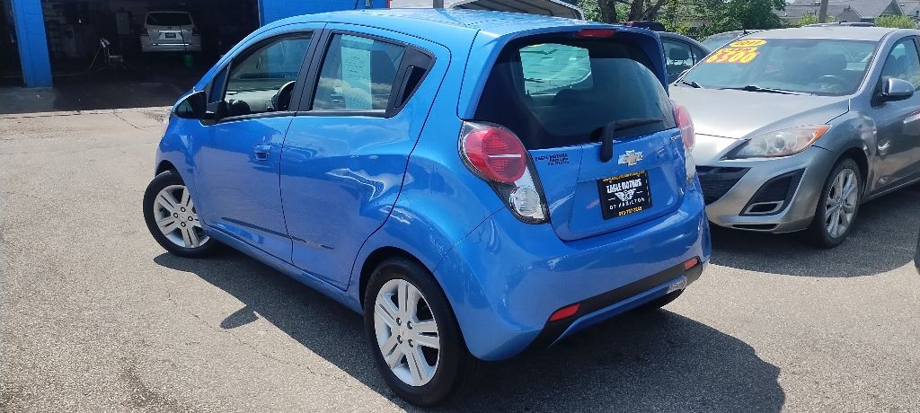 2013 Chevrolet Spark Image 3