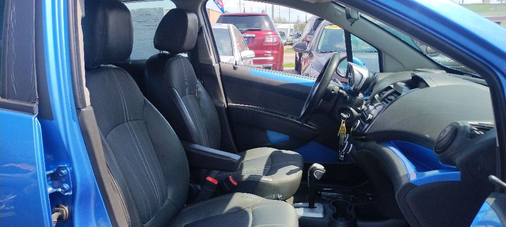 2013 Chevrolet Spark Image 11