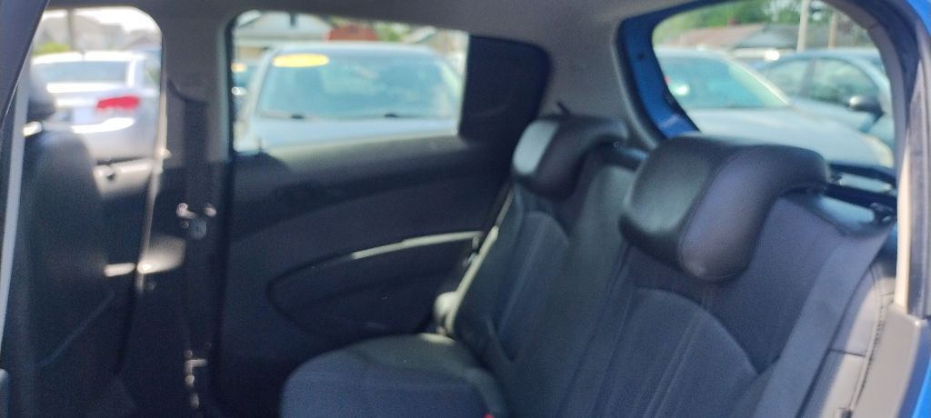 2013 Chevrolet Spark Image 12