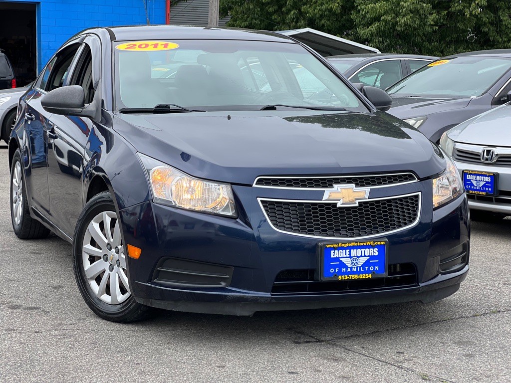 2011 Chevrolet Cruze Image 1