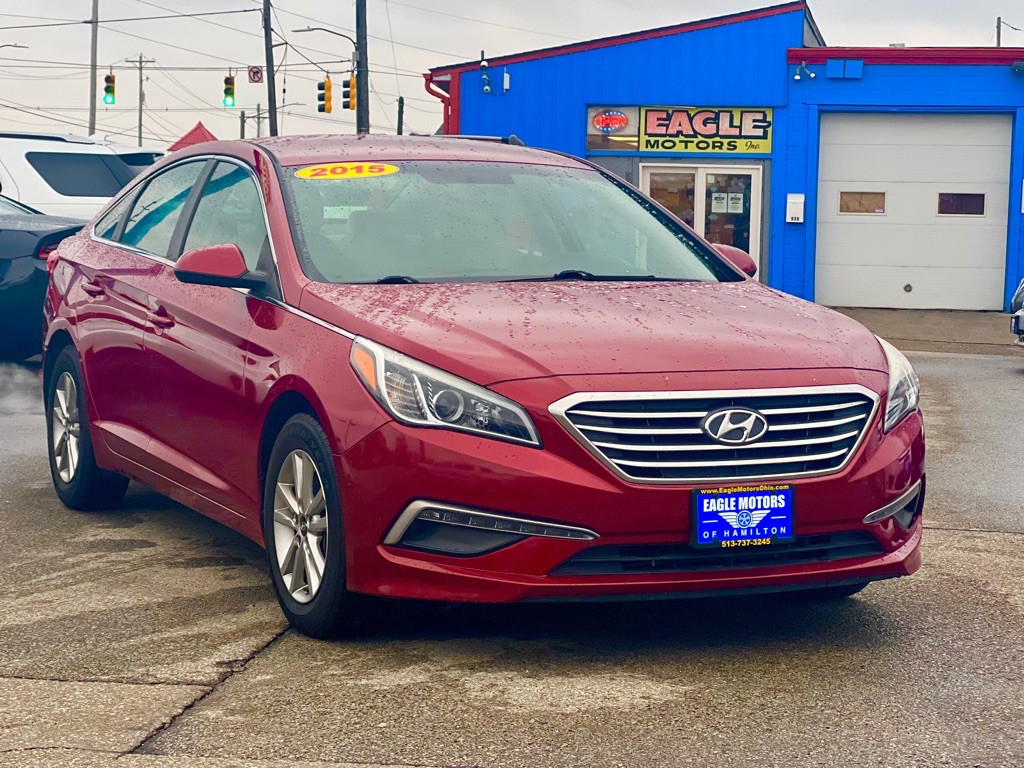 2015 Hyundai Sonata Image 1