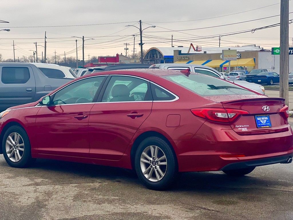 2015 Hyundai Sonata Image 3