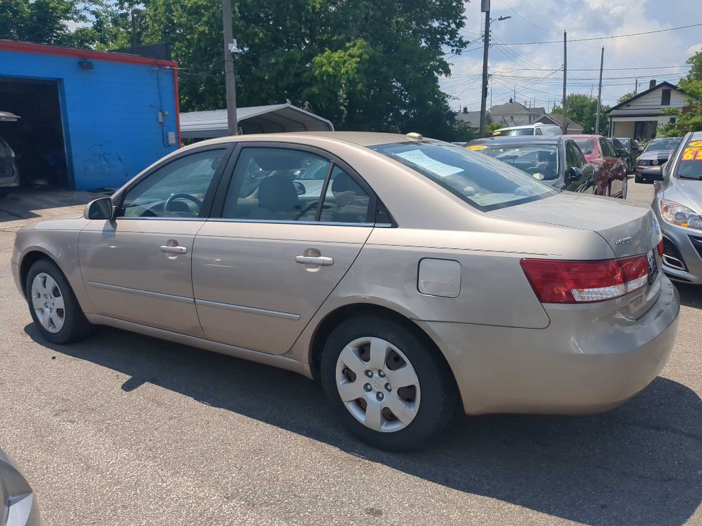 2008 Hyundai Sonata Image 3