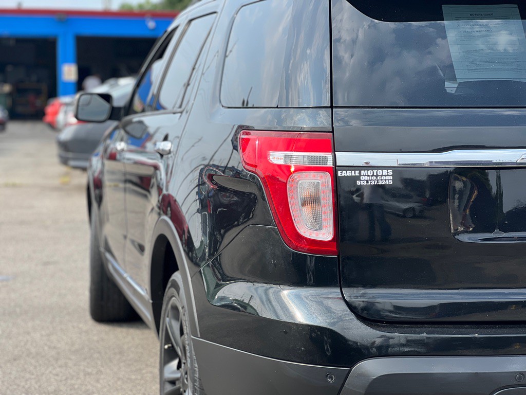 2013 Ford Explorer Image 9