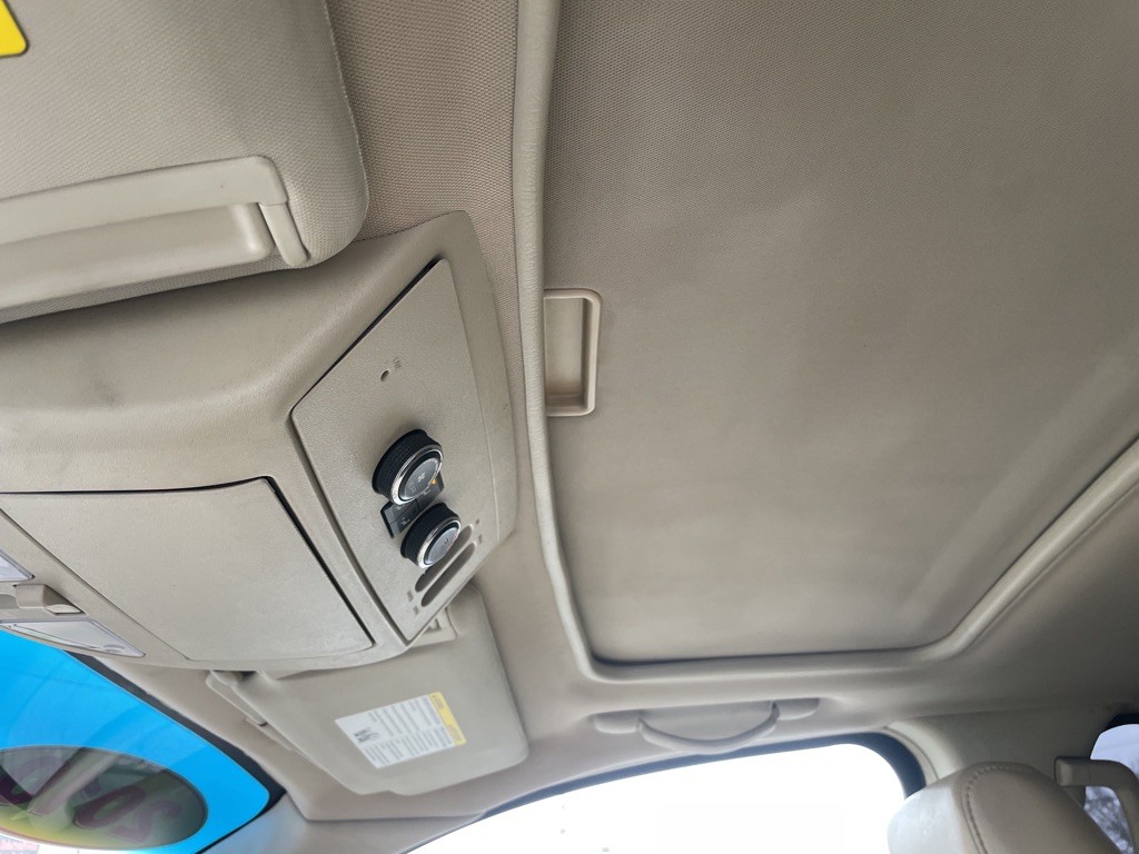 2010 INFINITI QX56 Image 19