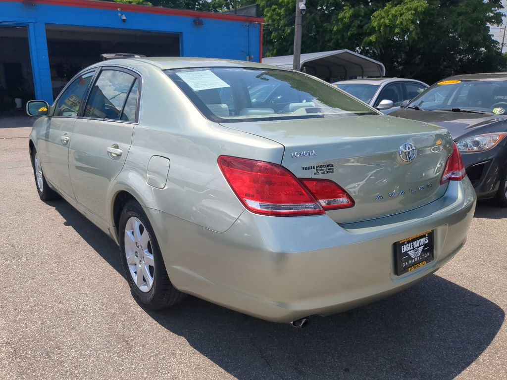2006 Toyota Avalon Image 3