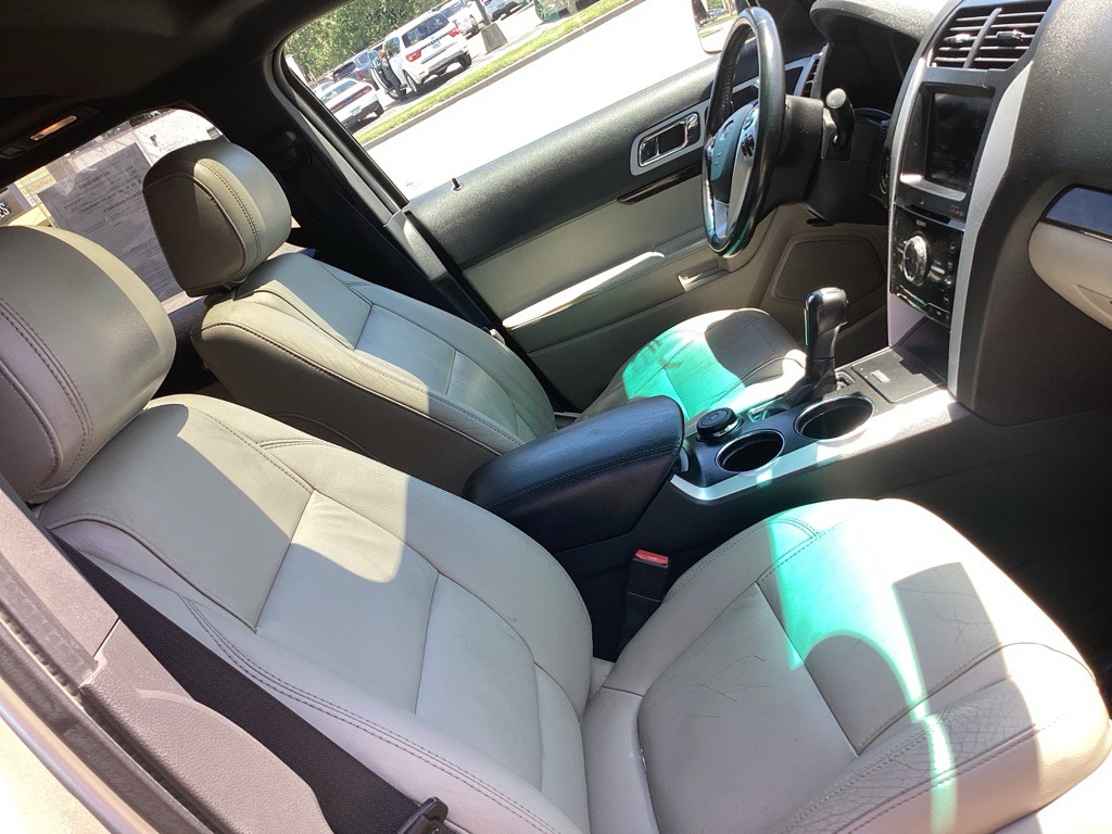 2011 Ford Explorer Image 7