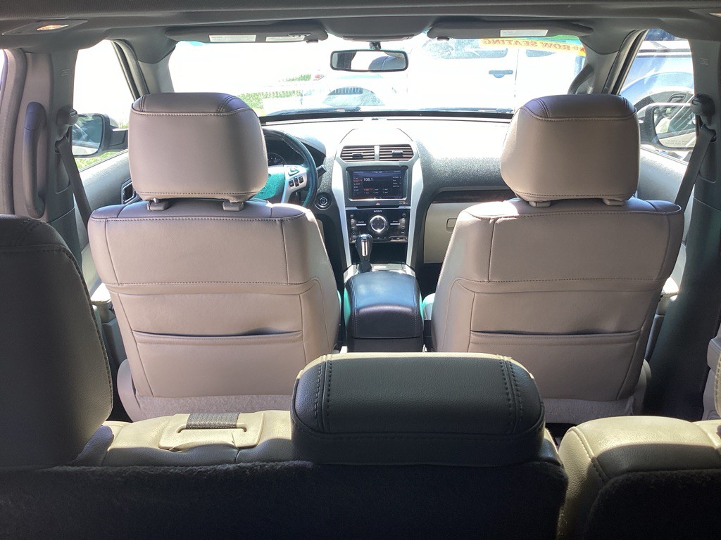 2011 Ford Explorer Image 10