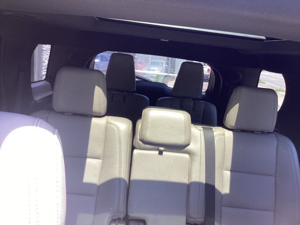 2011 Ford Explorer Image 11