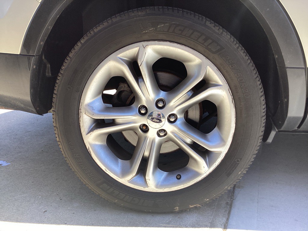 2011 Ford Explorer Image 12