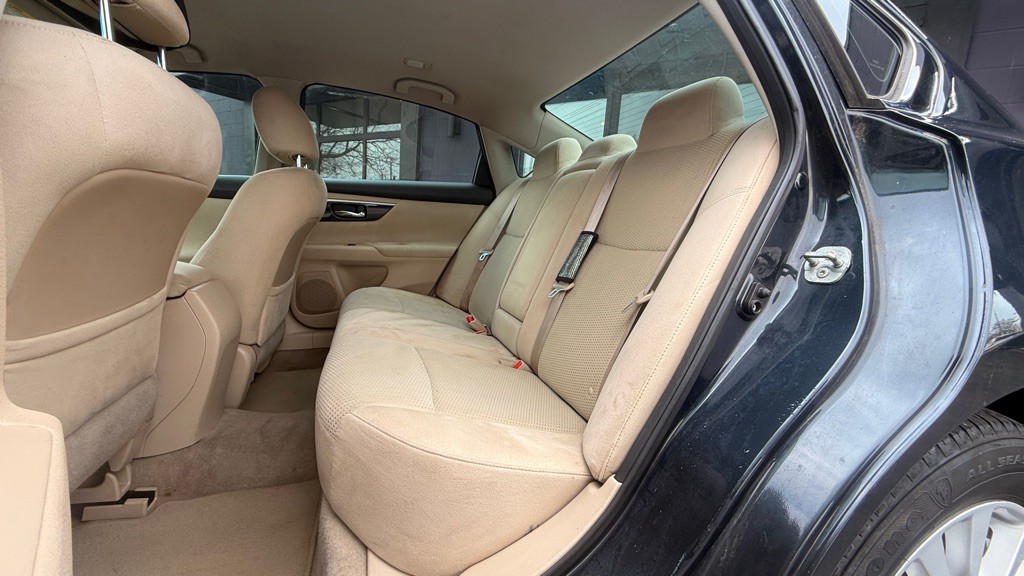 2014 Nissan Altima Image 2