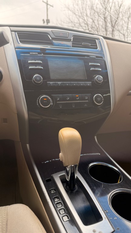 2014 Nissan Altima Image 6