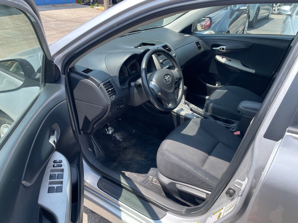 2010 Toyota Corolla Image 7