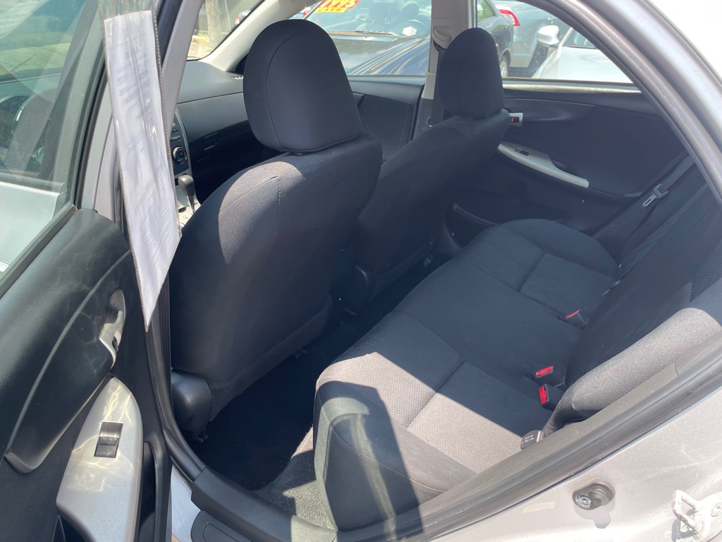 2010 Toyota Corolla Image 13