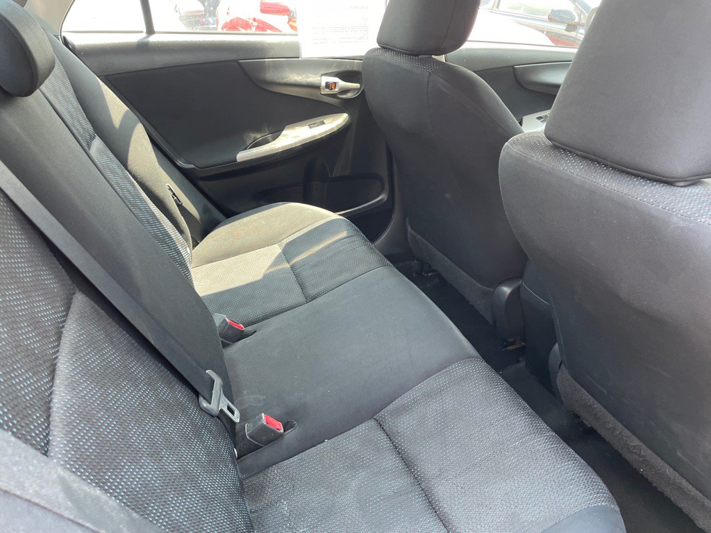 2010 Toyota Corolla Image 14