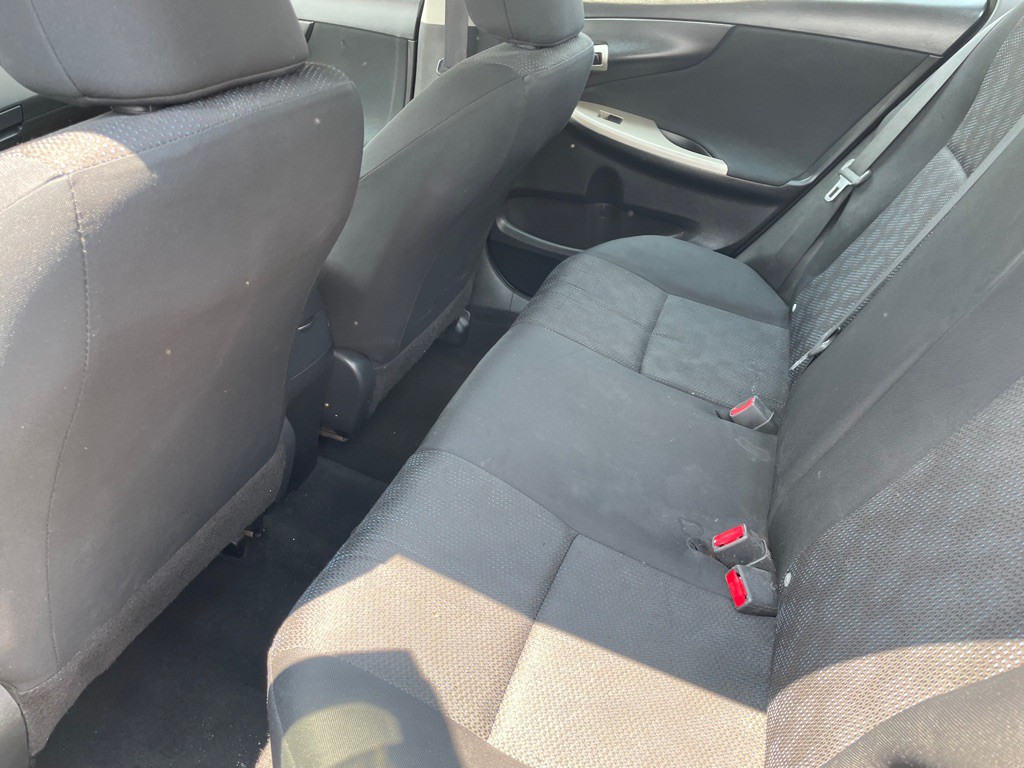 2010 Toyota Corolla Image 15