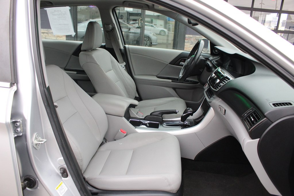 2013 Honda Accord Image 14