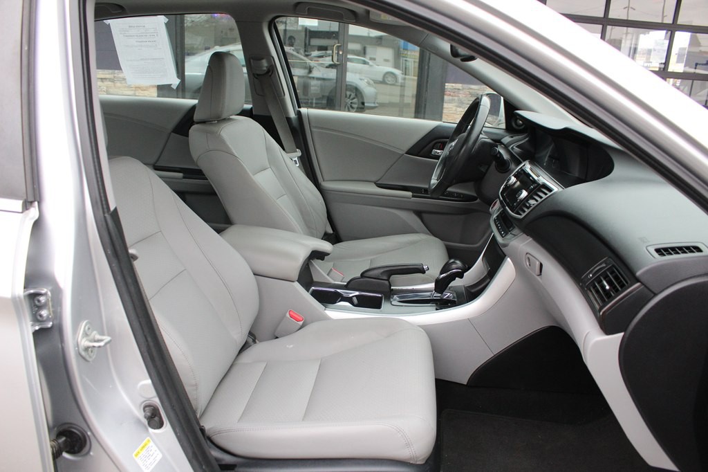 2013 Honda Accord Image 15