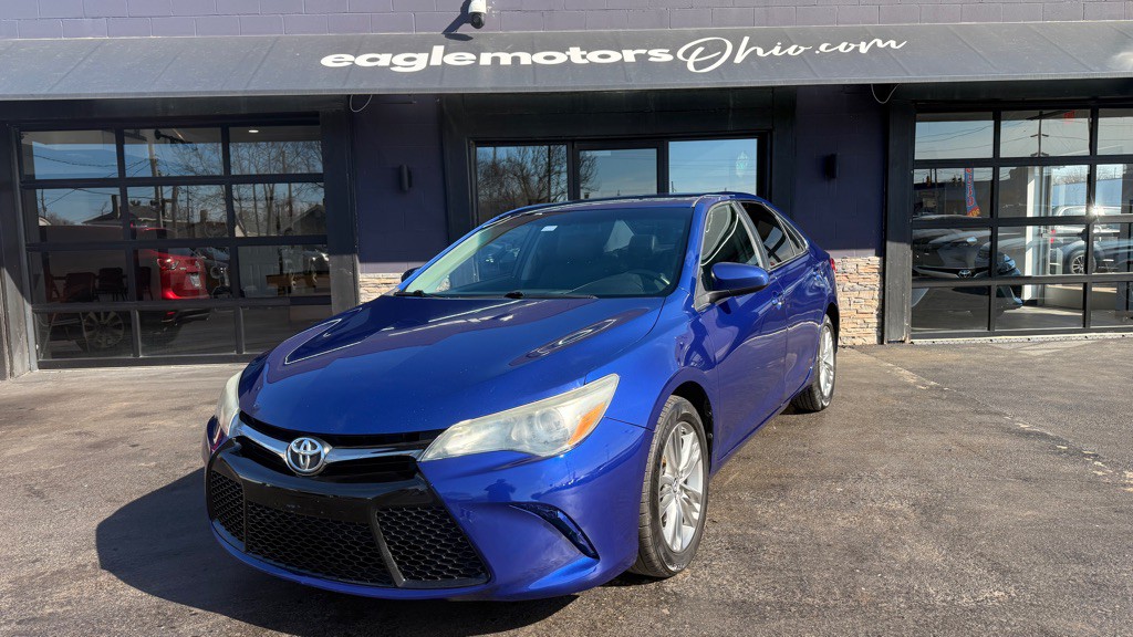 2015 Toyota Camry Image 1