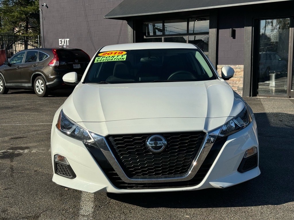 2019 Nissan Altima Image 7