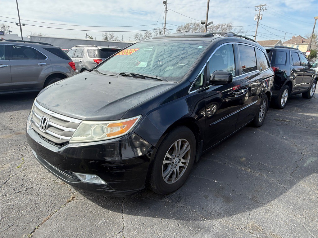 2012 Honda Odyssey Image 2