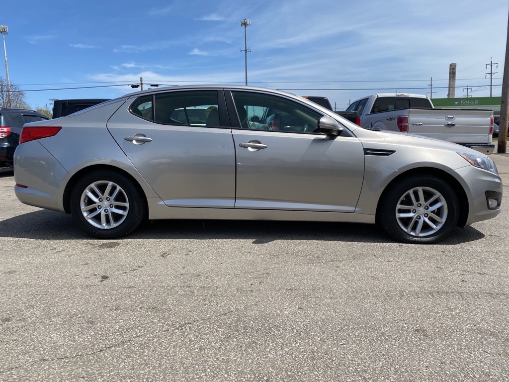 2013 Kia Optima Image 8