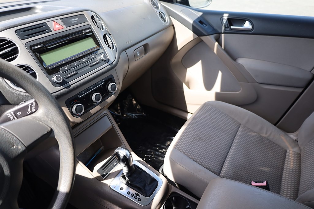 2011 Volkswagen Tiguan Image 18